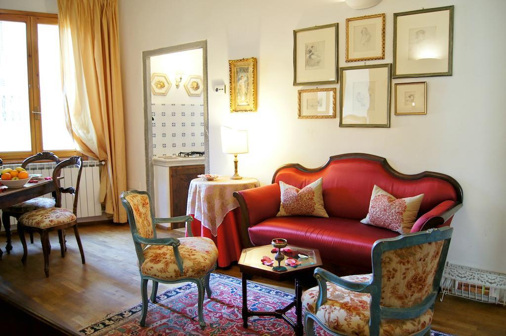 梅拉蓝晓公寓 佛罗伦萨 客房 照片